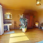Grande Maison Familiale Piscine Tennis Parc Privé *