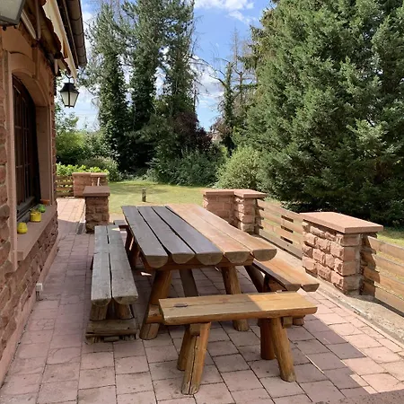 Villa Familiale Piscine, Tennis & Parc Prive La Walck