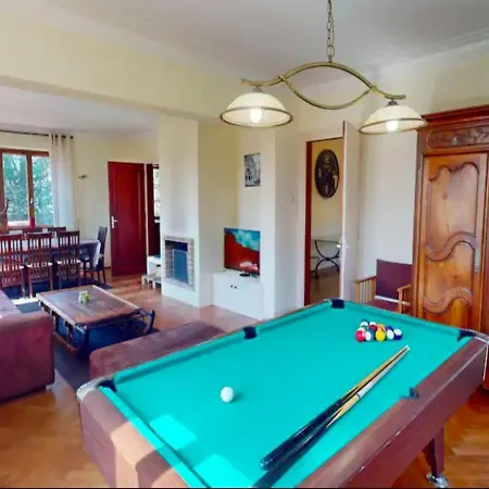 Villa Familiale Piscine, Tennis & Parc Prive La Walck