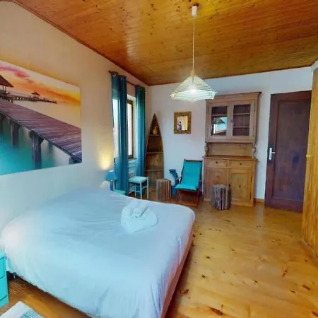 Familiale Piscine, Tennis & Parc Prive Villa