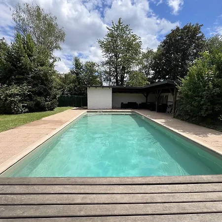 Familiale Piscine, Tennis & Parc Prive Villa *
