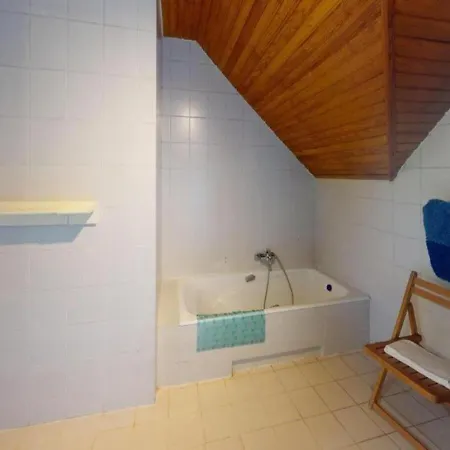 Familiale Piscine, Tennis & Parc Prive Villa *