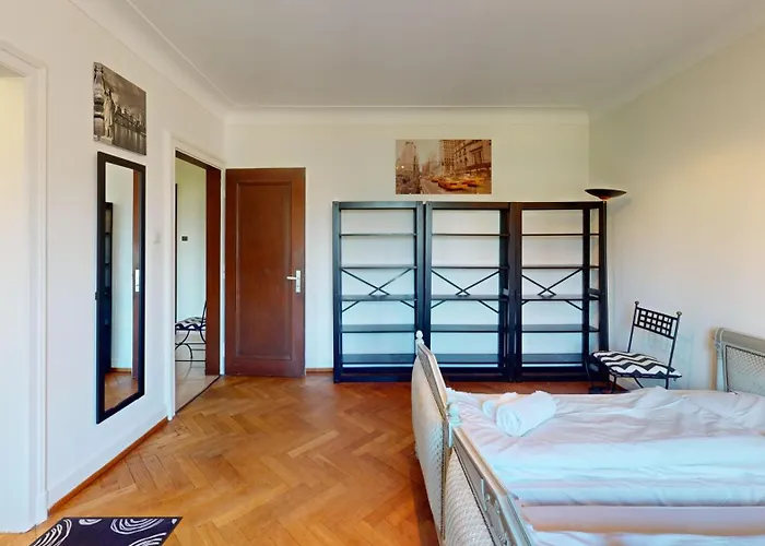 Villa Grande Maison Familiale Piscine Tennis Parc Privé *