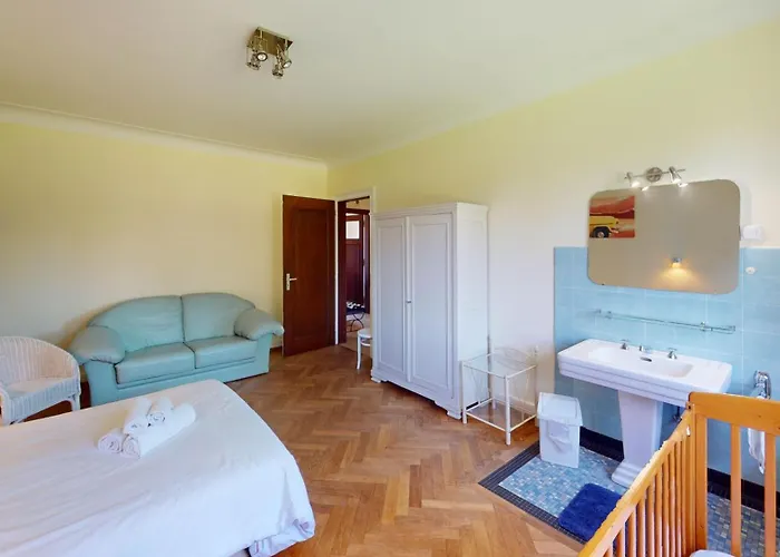 Villa Grande Maison Familiale Piscine Tennis Parc Privé *